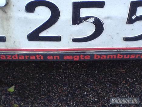 Mazda 323 f  - mazdarati en ægte bambusraket billede 8