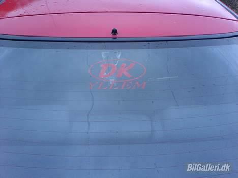 Mazda 323 f  - yllem i bagruden folk skal jo se hvem der kører foran! billede 10