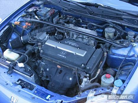 Honda Delsol VTi - B16A2 som de nu engang ser ud. billede 6
