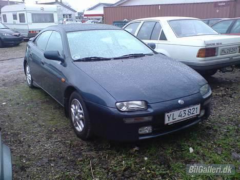 Mazda 323f Ba -=SOLGT=- billede 1