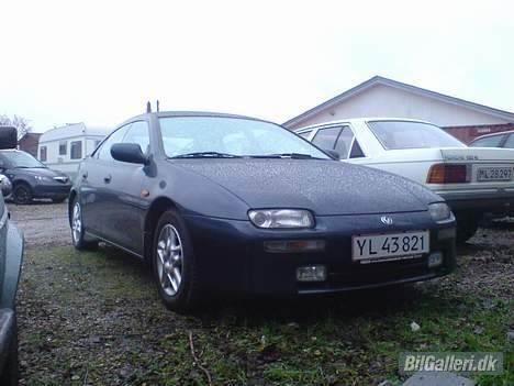 Mazda 323f Ba -=SOLGT=- billede 6