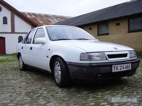 Opel Vectra A billede 13