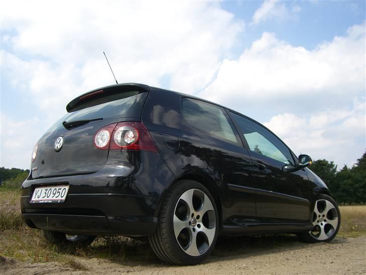 VW Golf V 2.0 TDI SOLGT billede 2