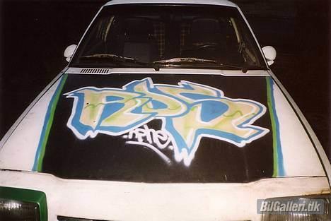 Opel Manta bcc (tidligere bil) - jeg var blevet træt af det sorte felt så en aften i en kælder mødte jeg nogle graffiti maler og fik dem til at lave dette billede 19