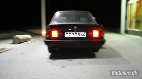 BMW 324 billede 9