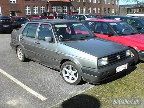 VW Jetta- SOLGT billede 1
