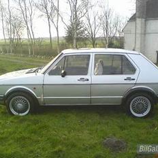 VW Golf GLD