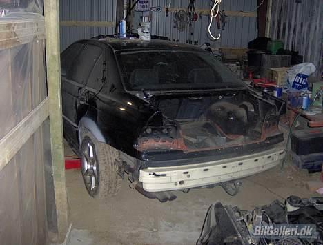 BMW e36 325I Coupé SOLGT! - den bil som bagklappen hører til billede 15