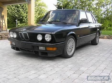 BMW e28 535 turbo er solgt - sådan så den ud da jeg fik den billede 1