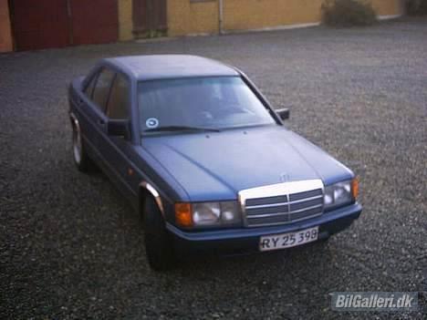 Mercedes Benz W201 190D billede 2