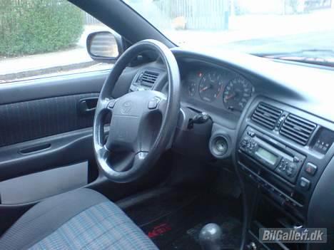 Toyota corolla 1,6xli van(solgt) billede 5