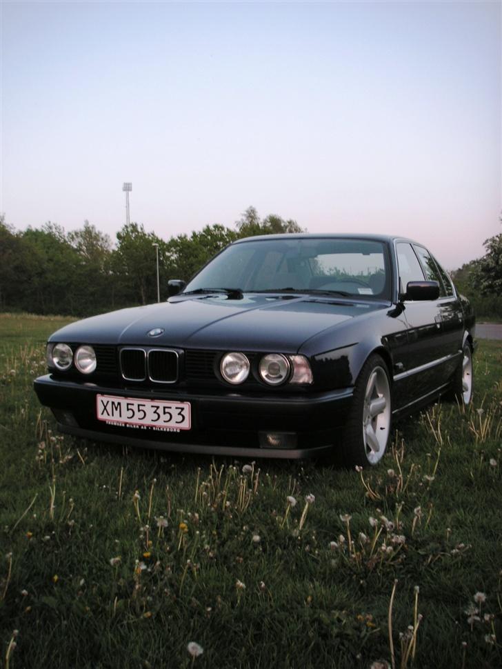 BMW E34 ***Solgt*** - Nu har den så fået hvide blink foran billede 9
