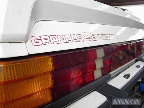 Ford Granada 2,8 I Ghia - Hvid Granada 2,8i Ghia 83   SOLGT billede 15