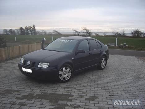 VW BORA SOLGT billede 2