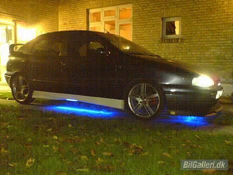 Fiat Brava #solgt# - Blåt undervognslys, lækker detalje billede 1