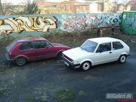 VW Golf 1 16V solgt - 2 gamle 1´er med 16v´er i bege billede 15