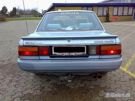 Toyota Camry  - Fin Lille RØV til sådan en dame he he  billede 3