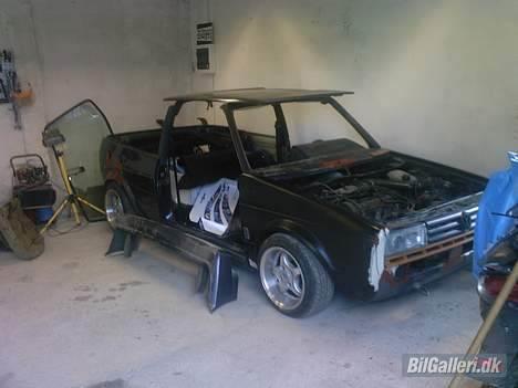 VW Golf Cabriolet GTI - så skal saven bare ud og så skal den males billede 19