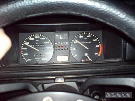 VW Jetta 1,8i CL *SOLGT* - Kører lovligt på landevejen... billede 6