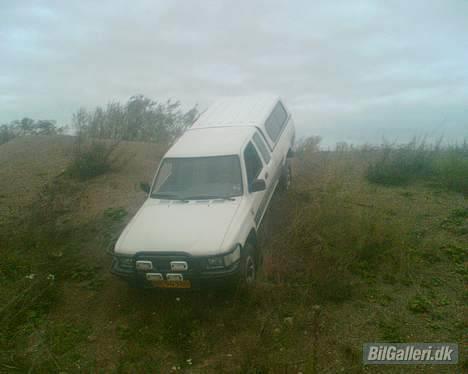Toyota hilux - en lille bakke billede 5