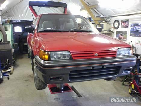 Nissan Sunny 1.6 GT billede 12