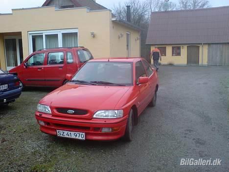 Ford Escort sport 1.8 16vsolgt billede 2