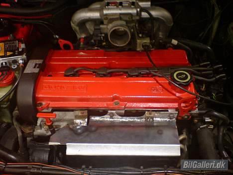 Ford Escort sport 1.8 16vsolgt billede 3