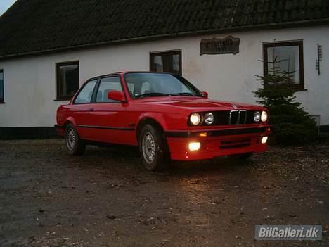 BMW 318is Coupe SOLGT billede 2