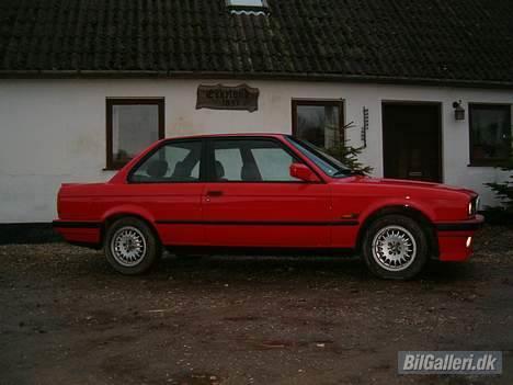 BMW 318is Coupe SOLGT billede 3