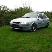 Opel Vectra B solgt