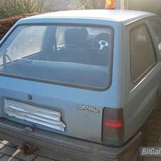 Opel corsa (SOLGT)