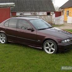 BMW 318i E36 *SOLGT*