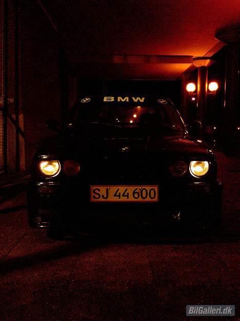 BMW 325i  -[SOLGT]- billede 4