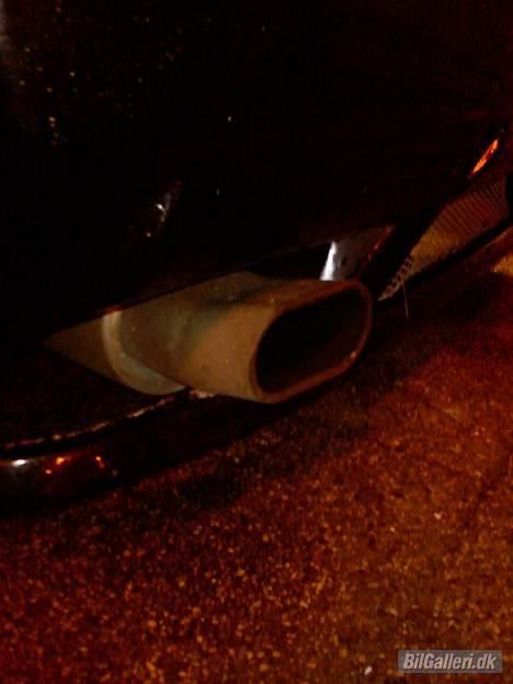 BMW 325i  -[SOLGT]- billede 7