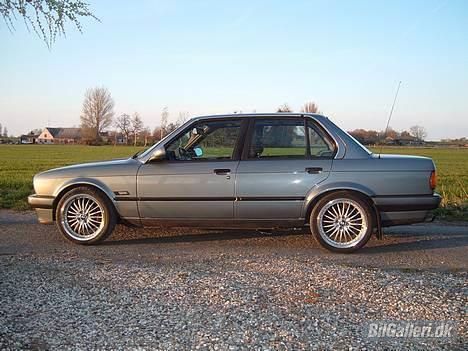BMW 327i  billede 5