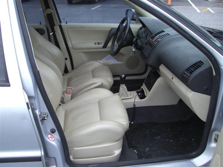 VW Polo 6N2 *RIP* - Trænger dog lige til en oprydning inden man kan være stolt af det :) billede 4