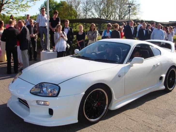 Toyota supra - nyeste billede. flere kommer når jeg får tid til og få taget nogle ordenlige nogen ;0) billede 5