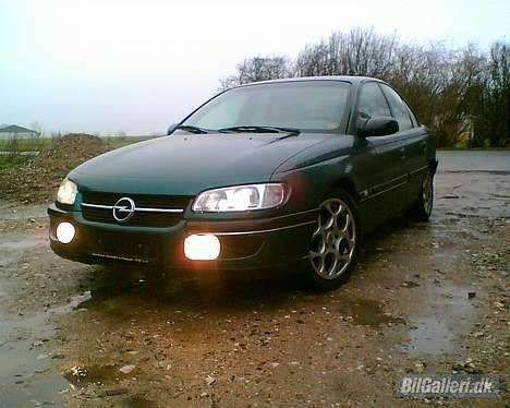 Opel Omega B (SOLGT) billede 2