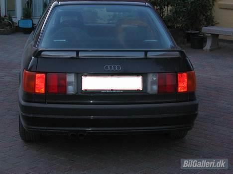 Audi 80 2,0 16v - Solgt - Ældre billede. Så er der dømt lyskryds! billede 8