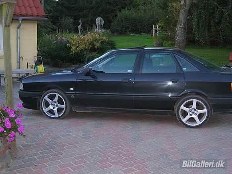 Audi 80 2,0 16v - Solgt - De gamle fælge. Var desværre skæve :-( billede 9