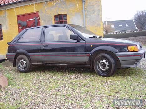 Nissan Sunny Solgt billede 2