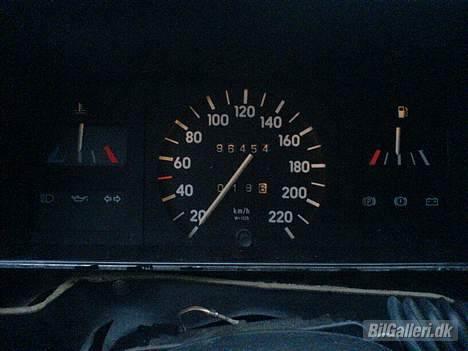 Opel Kadett - Speedometeret. Skal udskiftes til et med omdrejningstæller. billede 13