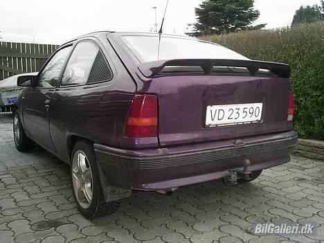 Opel Kadett skrottet billede 4