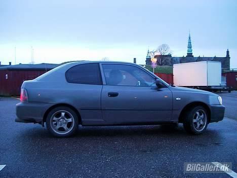 Hyundai Accent SOLGT billede 7