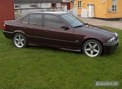 BMW 318i E36 *SOLGT* billede 3