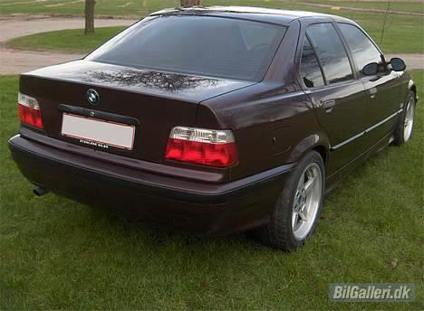 BMW 318i E36 *SOLGT* billede 4