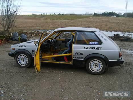 Toyota starlet rally billede 6
