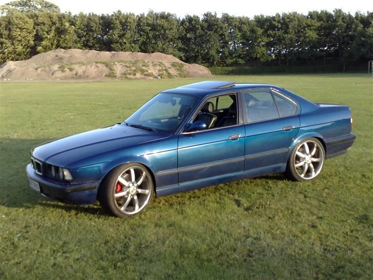 BMW e34  (SOLGT) -  efter lækker lækker  ik billede 1