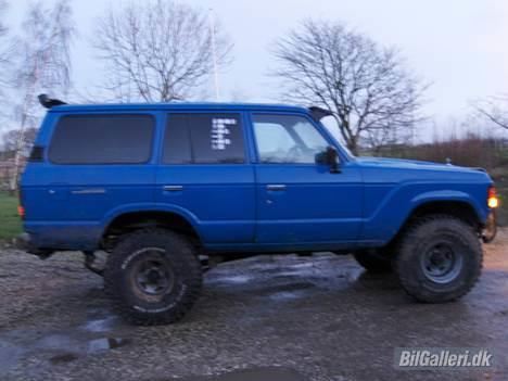 Toyota Landcruiser Hj 60 STJÅLET - Som den står nu.  billede 1