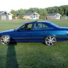 BMW e34  (SOLGT)
